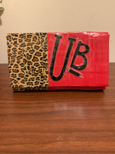 Load image into Gallery viewer, UB Designer Cheetah print color blocked clutch
